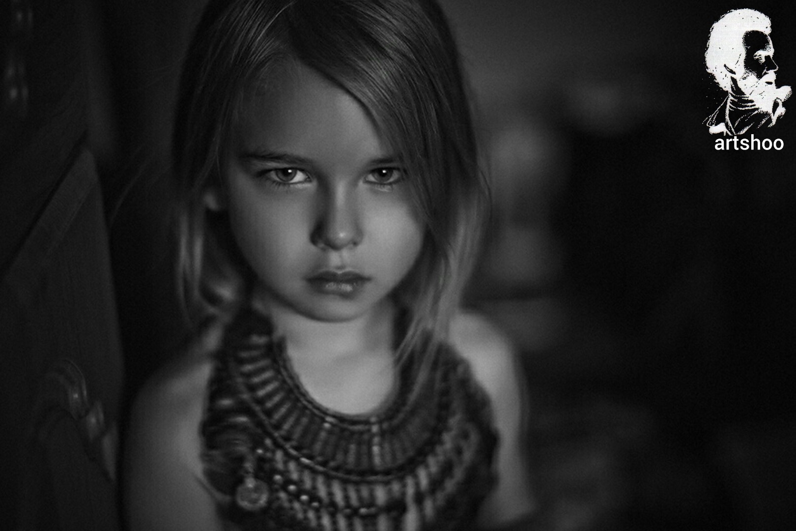 مدل کودک سیاه قلم